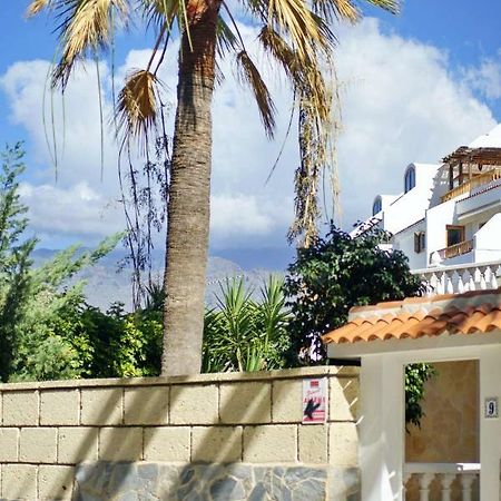 Villa Natali Адехе Екстериор снимка
