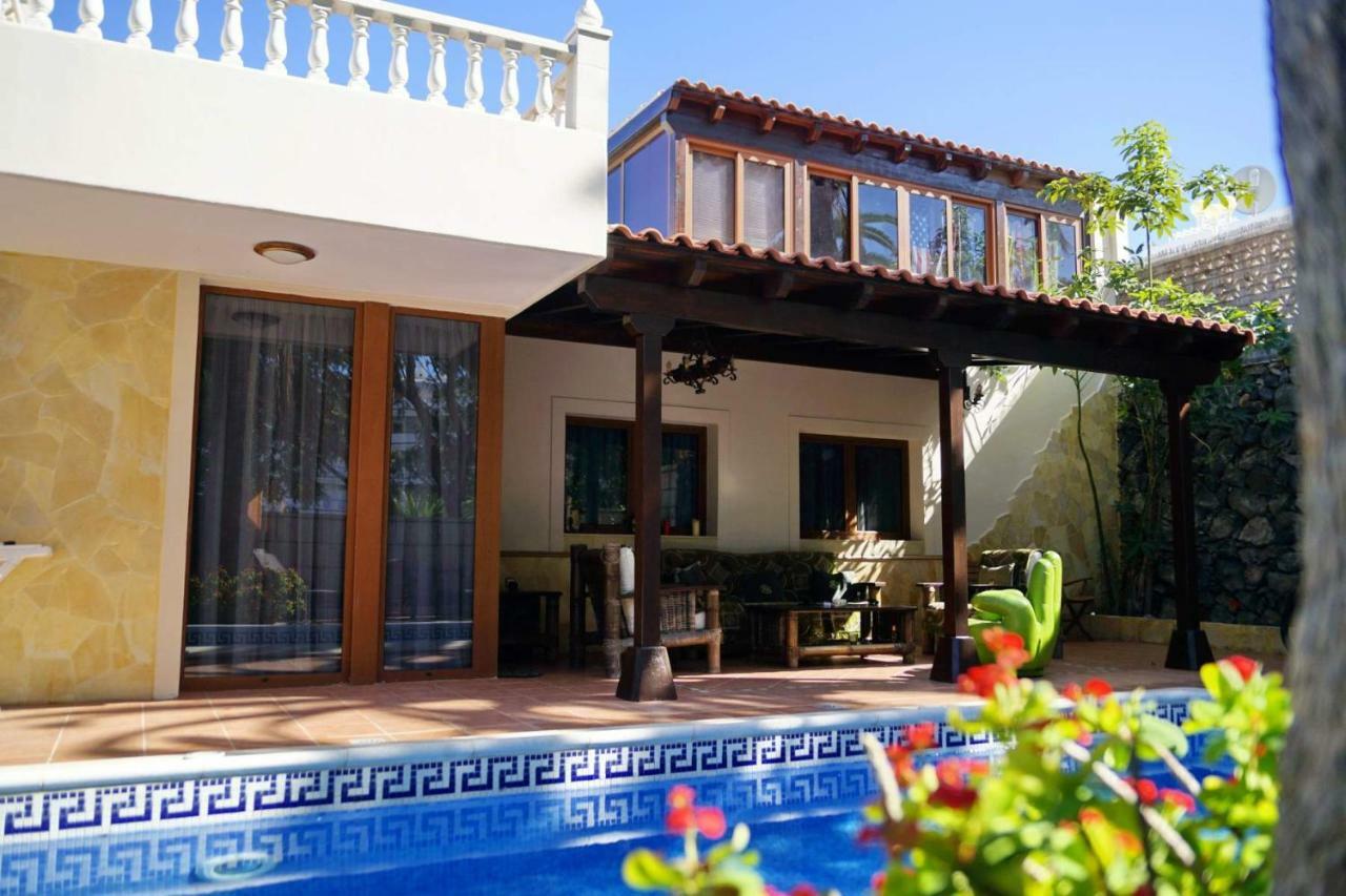 Villa Natali Адехе Екстериор снимка